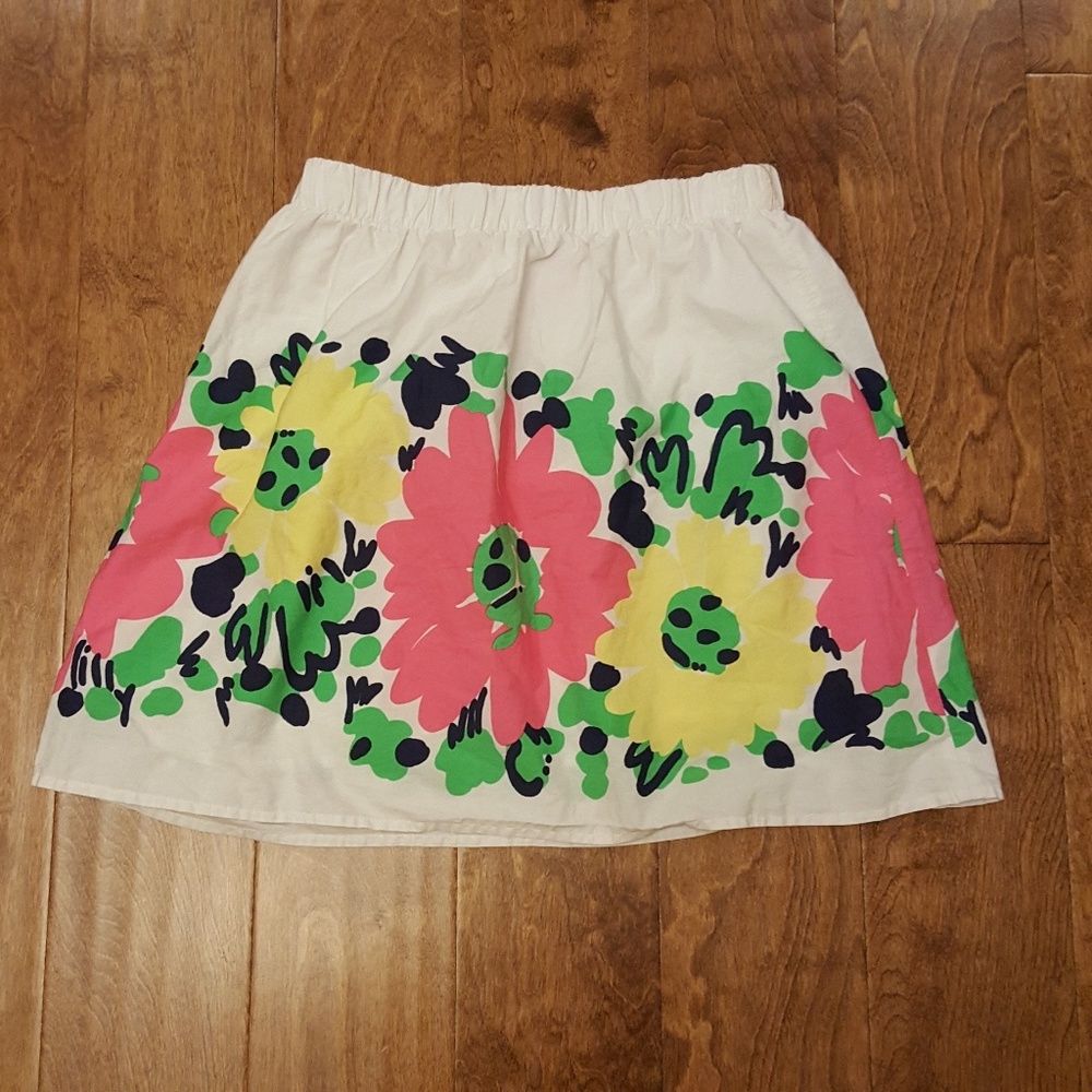 🔥🔥🔥Lilly Pulitzer cute flowers skirt sz M